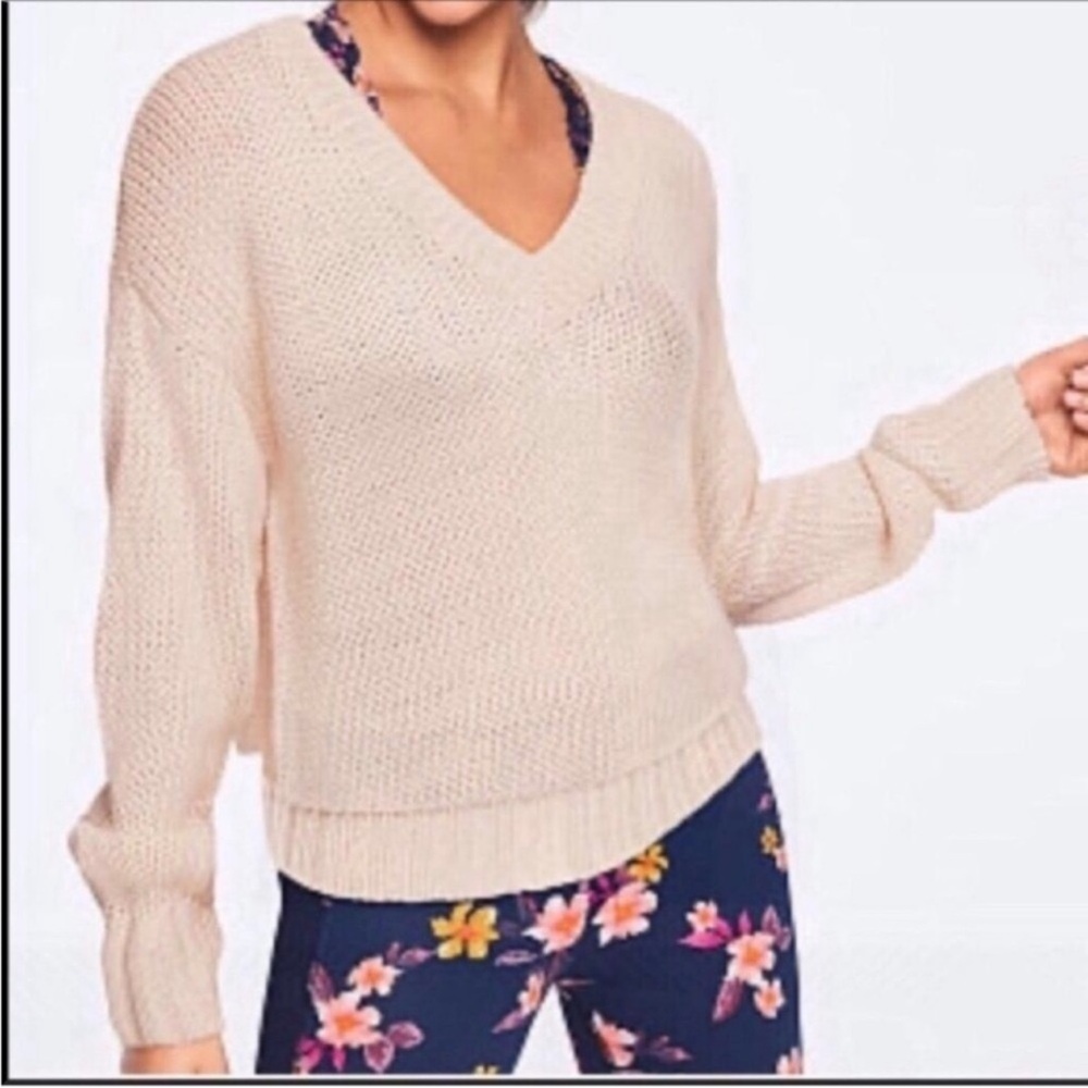 Pink Victoria’s Secret BOYFRIEND V-NECK SWEATER